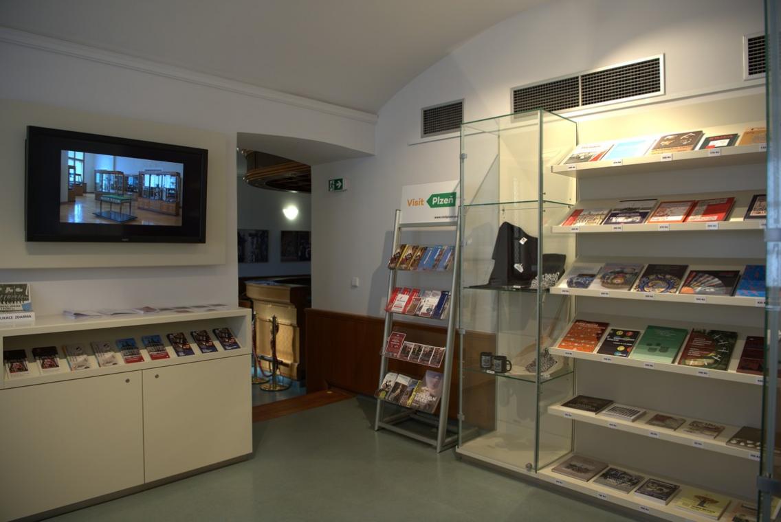 recepce-muzejni-shop