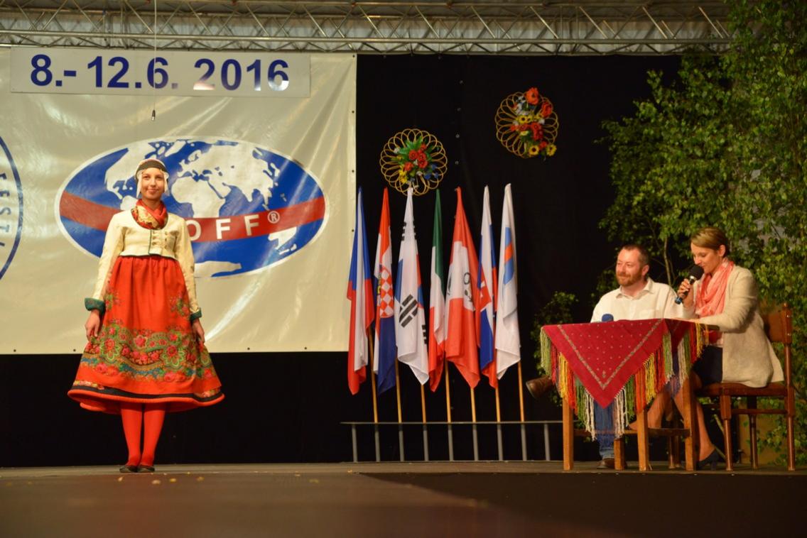rozhlasove-porady